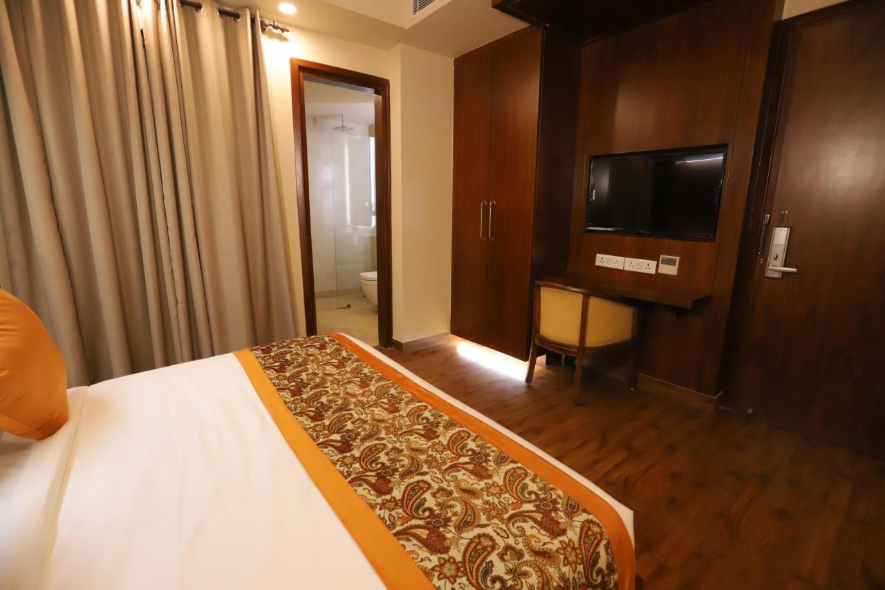 Ip Royal Hotel - ニューデリー エクステリア 写真